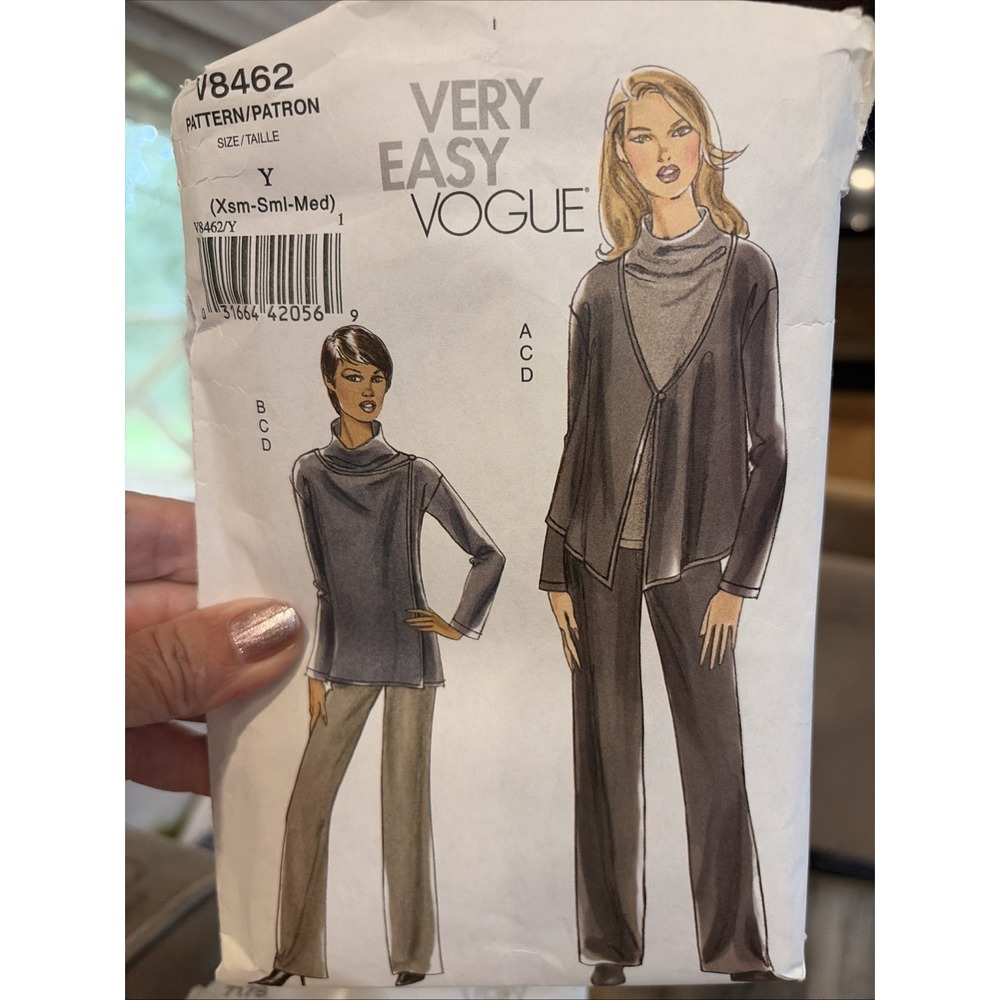 Vogue Very Easy V8462 Jacket Top Pants Sewing Pattern Cut Size Medium Petite